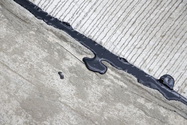 Pavement Crack Sealing in Arvada